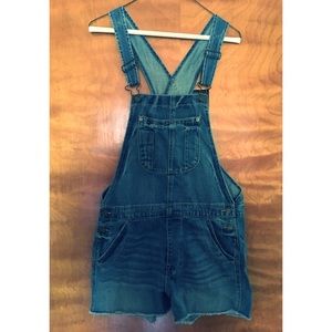 American Eagle overall shorts